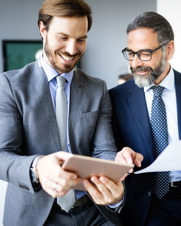 successful-company-with-happy-workers-business-tea-4U7682X.jpg successful-company-with-happy-workers-business-tea-4U7682X.jpg